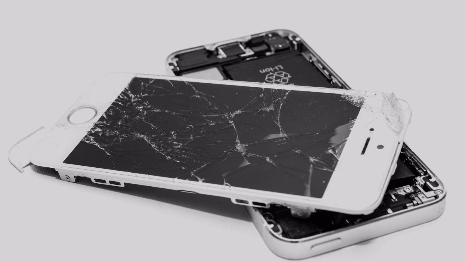 Solutions for Broken Smartphone Screens