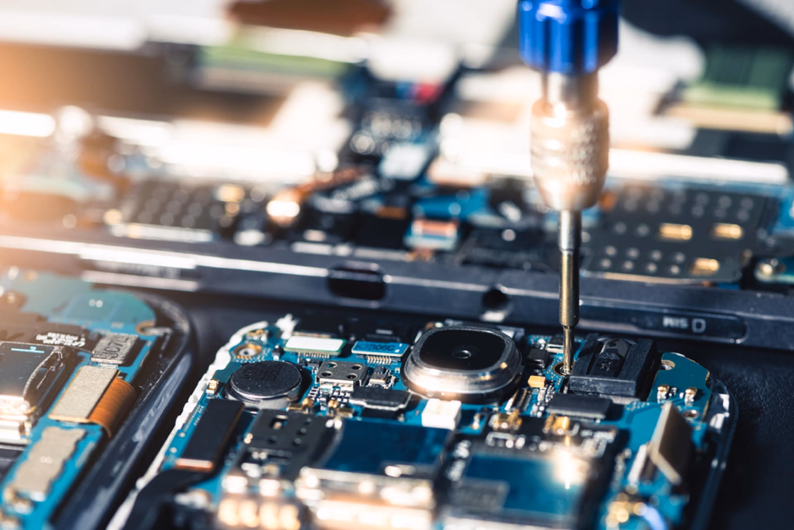 3 Things to do Before Handing Over Your Cell Phone for Repair