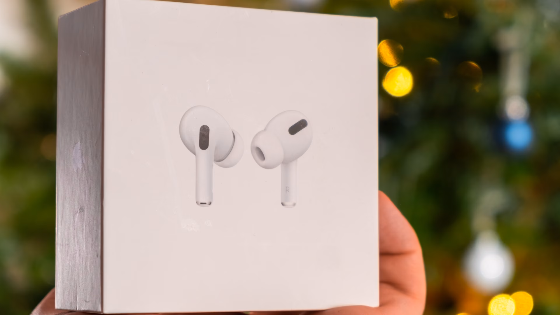 Apple New AirPods Pro 2022 VS Original AirPods Pro in Vancouver