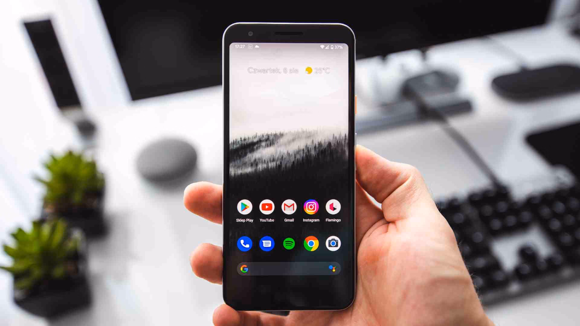 Google Pixel Screen Repair: DIY vs. Professional Google Pixel Repair Services