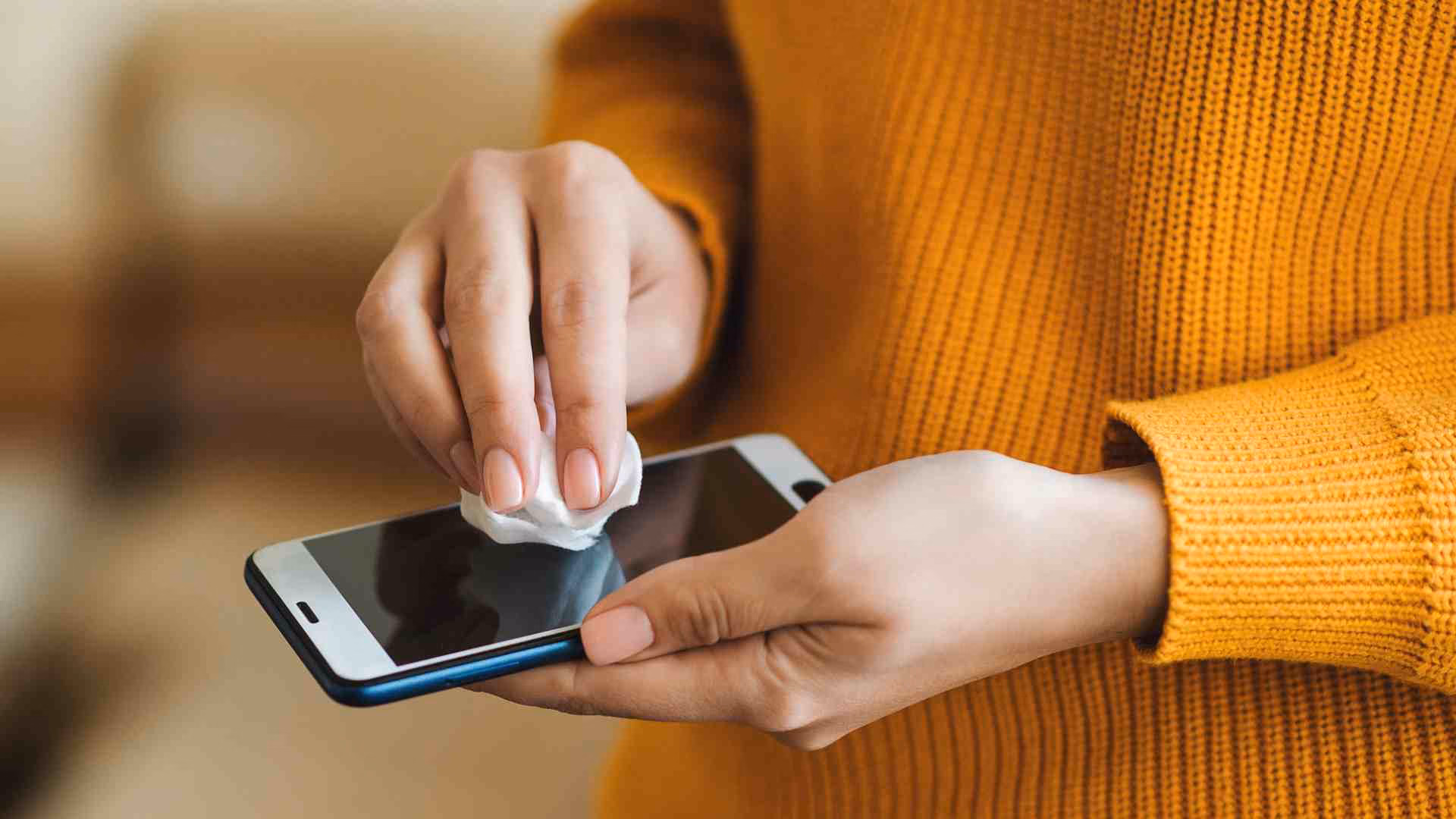SOS! Your Phone and Water: Essential Steps to Rescue It